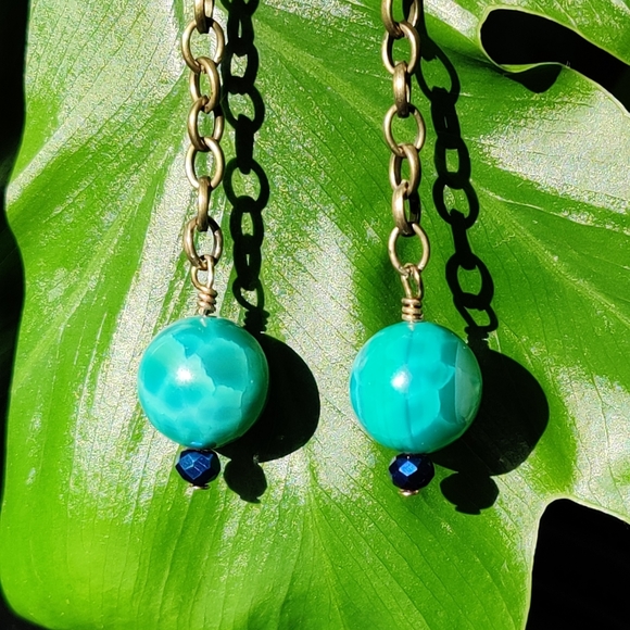 Agate Gemstone Bead with Sparkly Bead Dangly Earrings - Picture 2 of 9